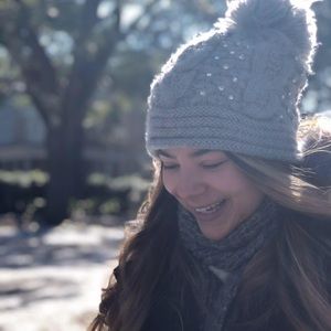 Meet your Posher, Ariana